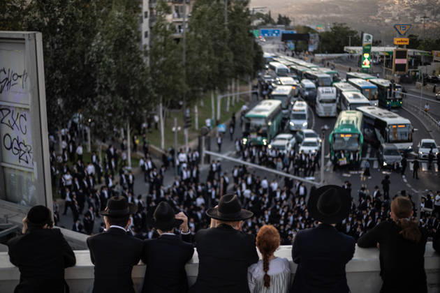 Anti-military service Ultra-Orthodox Jews block road to West Jerusalem JERUSALEM - OCTOBER 8: Ultra-Orthodox Jews, known as Haredi, protest the lack of legislation exempting yeshiva students from mandatory military service and the detention of students on grounds of draft evasion in West Jerusalem, on October 8, 2026. Haredi protesters lie on the road leading to West Jerusalem and block traffic, while Israeli police deployed to the scene intervene against the demonstrators. Mostafa Alkharouf Anadolu Jerusalem Israel. Editorial use only. Please get in touch for any other usage.  Copyright: x2026xAnadoluxMostafaxAlkharoufx