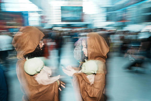 October 8, 2026, New York, New York, USA: Attendees in Star Wars themed cosplay at the 2026 New York Comic Con at the Javits Center on October 8, 2026 in New York. New York USA - ZUMAb148 20261008_zap_b148_052 Copyright: xBryanxSmithx