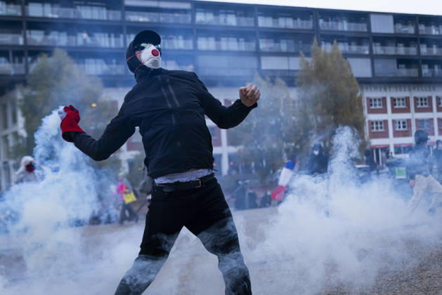 Clashes erupt during student protest in Strasbourg STRASBOURG, FRANCE - OCTOBER 8: Hundreds of students organized a spontaneous protest, often referred to as a wildcat demonstration, that moved through different areas of Strasbourg, France, on October 8, 2026. The demonstration was marked by clashes between protesters and police as students marched through the city during a day of national protest over education conditions and the 2027 education budget. Sathiri Kelpa Anadolu Strasbourg France. Editorial use only. Please get in touch for any other usage. Copyright: x2026xAnadoluxSathirixKelpax