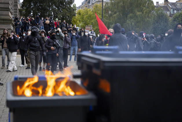 Clashes erupt during student protest in Strasbourg STRASBOURG, FRANCE - OCTOBER 8: Hundreds of students organized a spontaneous protest, often referred to as a wildcat demonstration, that moved through different areas of Strasbourg, France, on October 8, 2026. The demonstration was marked by clashes between protesters and police as students marched through the city during a day of national protest over education conditions and the 2027 education budget. Sathiri Kelpa Anadolu Strasbourg France. Editorial use only. Please get in touch for any other usage. Copyright: x2026xAnadoluxSathirixKelpax