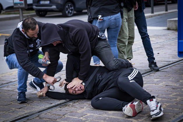 Clashes erupt during student protest in Strasbourg STRASBOURG, FRANCE - OCTOBER 8: A protester is detained by police officers during a spontaneous student demonstration in Strasbourg, France, on October 8, 2026. The demonstration moved through different areas of the city and was marked by clashes between protesters and police. Sathiri Kelpa Anadolu Strasbourg France. Editorial use only. Please get in touch for any other usage. Copyright: x2026xAnadoluxSathirixKelpax