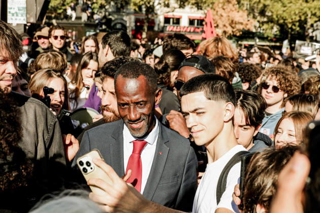 On Thursday, October 8, 2026, the Place de la Bastille in Paris was the focal point of a major high school student demonstration, part of a nationwide movement of anger affecting many schools. This Thursday, October 8, 2026, the Place de la Bastille in Paris was the focal point of a major high school student demonstration, part of a national movement of anger affecting many educational institutions 460318 2026 10 08 Paris France Bagayoko, Bally Copyright: xLenain-VieiraxElisax xSTARFACEx STAR_460318_033