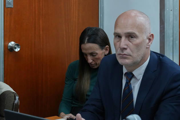 Closing arguments begin in the Maradona s death in Argentina SAN ISIDRO, ARGENTINA - OCTOBER 8: The main defendant, Agustina Copsachov (L) is seen at courthouse as prosecutors and plaintiff attorneys present their closing arguments before Oral Criminal Court No. 7 in San Isidro, Argentina on October 8, 2026. The trial has entered its final stage, with the accusing parties seeking severe penalties against seven medical professionals charged with homicide with eventual intent over allegations of negligent and indifferent medical care that contributed to Maradona’s death. Luciano Gonzalez Anadolu San Isidro Argentina. Editorial use only. Please get in touch for any other usage. Copyright: x2026xAnadoluxLucianoxGonzalezx