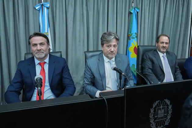 Closing arguments begin in the Maradona s death in Argentina SAN ISIDRO, ARGENTINA - OCTOBER 8: Prosecutors and plaintiff attorneys present their closing arguments before Oral Criminal Court No. 7 in San Isidro, Argentina on October 8, 2026. The trial has entered its final stage, with the accusing parties seeking severe penalties against seven medical professionals charged with homicide with eventual intent over allegations of negligent and indifferent medical care that contributed to Maradona’s death. Luciano Gonzalez Anadolu San Isidro Argentina. Editorial use only. Please get in touch for any other usage. Copyright: x2026xAnadoluxLucianoxGonzalezx