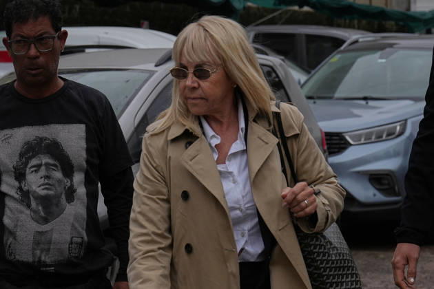 Closing arguments begin in the Maradona s death in Argentina SAN ISIDRO, ARGENTINA - OCTOBER 8: Claudia Villafane, Maradona s ex-wife, arrives at the courthouse as prosecutors and plaintiff attorneys present their closing arguments before Oral Criminal Court No. 7 in San Isidro, Argentina on October 8, 2026. The trial has entered its final stage, with the accusing parties seeking severe penalties against seven medical professionals charged with homicide with eventual intent over allegations of negligent and indifferent medical care that contributed to Maradona’s death. Luciano Gonzalez Anadolu San Isidro Argentina. Editorial use only. Please get in touch for any other usage. Copyright: x2026xAnadoluxLucianoxGonzalezx