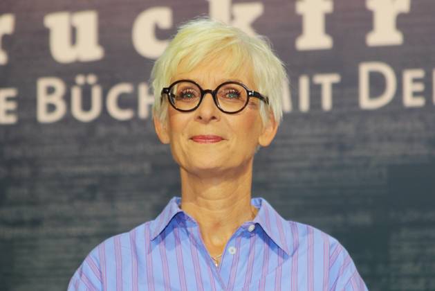 Bookfair - Frankfurt am Main, Deutschland. Die 78. Frankfurter Buchmesse 2026, zweiter Messetag. Die FBM gilt als der weltweit wichtigste Handelsplatz für gedruckte und digitale Inhalte sowie als eines der bedeutendsten kulturellen Ereignisse des Jahres für Bücher. Foto: Doerte Hansen, Buchtitel - Broder
