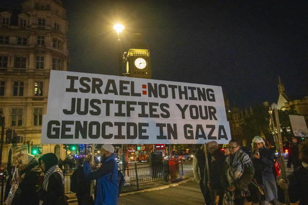 Pro-Palestine Silent Funeral Procession Central London, October 8, 2026 A pro-Palestine silent funeral procession took place in Central London, with demonstrators walking in silence to remember Palestinians killed in the conflict in Gaza. Participants carried Palestinian flags and placards, while some held a coffin and others carried effigies wrapped in burial shrouds, symbolising those killed in the conflict., Credit:Zak Irfan Avalon Copyright: xZakxIrfanx xAvalonx 1141547889