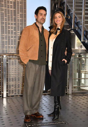 NEW YORK, NY- OCTOBER 8: Ed Weeks and Allegra Edwards at the Empire State Building to Celebrate the Premiere of CBS New Series, Eternally Yours on October 8, 2026 in New York City. Credit: AdMedia New York City USA - ZUMAa123 20261008_zaa_a123_094 Copyright: xJohnxFyckex