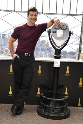 NEW YORK, NY- OCTOBER 8: Parker Young at the Empire State Building to Celebrate the Premiere of CBS New Series, Eternally Yours on October 8, 2026 in New York City. Credit: AdMedia New York City USA - ZUMAa123 20261008_zaa_a123_086 Copyright: xJohnxFyckex