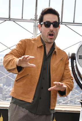 NEW YORK, NY- OCTOBER 8: Ed Weeks at the Empire State Building to Celebrate the Premiere of CBS New Series, Eternally Yours on October 8, 2026 in New York City. Credit: AdMedia New York City USA  - ZUMAa123 20261008_zaa_a123_103 Copyright: xJohnxFyckex
