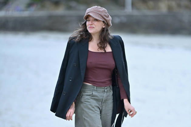 37th Dinard British Irish Film Festival Day 2 FC Jury members Zoe Adjani, attend the inauguration of the beach hut bearing Amira Casar name during Day Two of the 37th Dinard British Irish Film Festival on October 8, 2026 in Dinard, France Photo by Franck Castel ABACAPRESS.COM Dinard Copyright: xCastelxFranck ABACAx