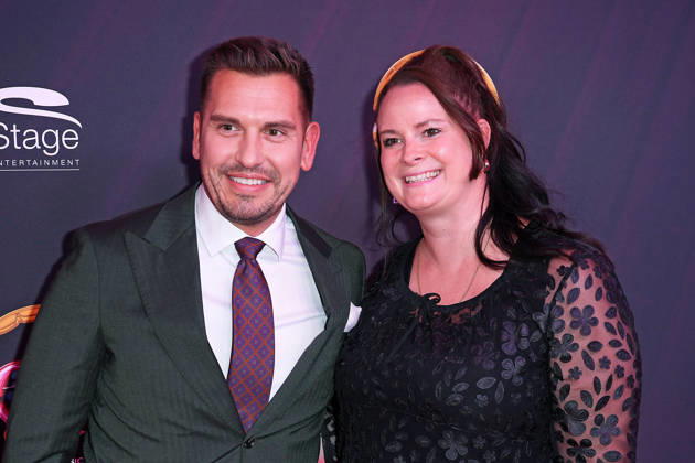 Chris Fleischhauer, Simone Wimmer (Hitradio Antenne 1) bei der & JULIA MUSICALPREMIERE im Stage Palladium Theater in Stuttgart am 08.10.2026