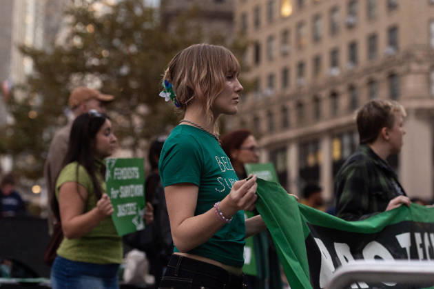 October 8, 2026, New York, New York, USA: Hundreds of sexual assualt survivors and aliies came together in solidarity with Jane Doe in the wake of the Cornell 7 case. Speakers from womens rights groups Women s March, Me Too, Feminist Generation and Feminist took the stage to speak on the culture of sexual violence in the US. New York USA - ZUMAh214 20261008_znp_h214_002 Copyright: xSDxHerzogx
