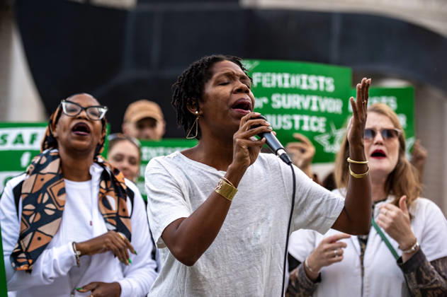 October 8, 2026, New York, New York, USA: Hundreds of sexual assualt survivors and aliies came together in solidarity with Jane Doe in the wake of the Cornell 7 case. Speakers from womens rights groups Women s March, Me Too, Feminist Generation and Feminist took the stage to speak on the culture of sexual violence in the US. New York USA - ZUMAh214 20261008_znp_h214_027 Copyright: xSDxHerzogx