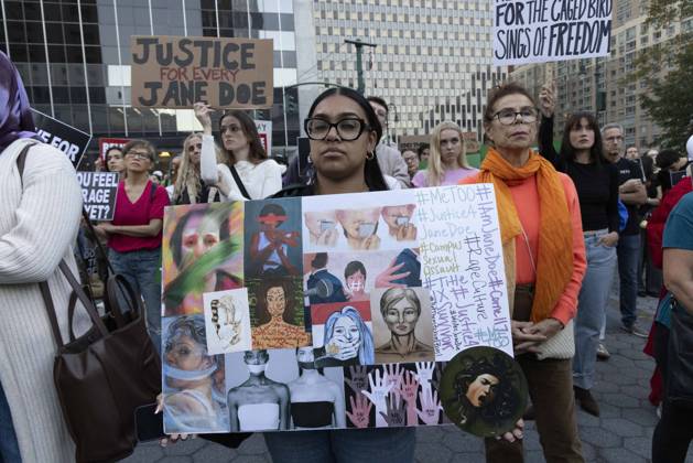 October 8, 2026, New York, New York, USA: Demonstrators hold signs that read hashtag METOO RapeCulture IAmJaneDoe JUSTICE FOR EVERY JANE DOE joining hundreds at a rally in Foley Square outside the New York State Supreme Court building in Lower Manhattan under the banner . StopSexualViolence: From the Frat House to the White House. The protest is one of many rallies and campus walkouts around the country demanding justice for Cornell s Jane Doe. New York USA  - ZUMAr174 20261008_znp_r174_035 Copyright: xGinaxMxRandazzox