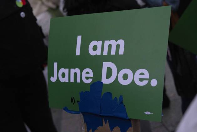 October 8, 2026, New York, New York, USA: Hundreds rally in Foley Square outside the New York State Supreme Court building in Lower Manhattan under the banner . StopSexualViolence: From the Frat House to the White House joining rallies and campus walkouts around the country demanding justice for Cornell s Jane Doe. A sign reads I am Jane Doe. New York USA  - ZUMAr174 20261008_znp_r174_043 Copyright: xGinaxMxRandazzox