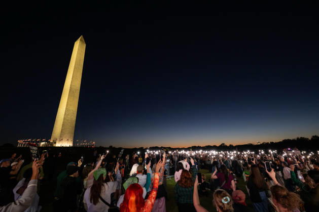 October 8, 2026, Washington, District Of Columbia, USA: Demonstrators gather near the Washington Monument during a nationwide day of action against sexual violence in Washington. The demonstration is part of the I Am Jane Doe movement supporting a former Cornell University student who alleges she was sexually assaulted by members of a fraternity in 2024. Washington USA  - ZUMAk206 20261008_znp_k206_026 Copyright: xMattxKaminskyx