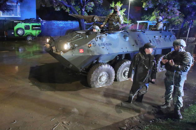 Santiago, October 8, 2026: A mudslide is affecting the area from San Carlos de Apoquindo to Los Dominicos in the Las Condes district, causing widespread damage and sweeping away vehicles and people. Jonnathan Oyarzun Aton Chile, Santiago, Chile Aton 1198030  Copyright: JONNATHANxOYARZUN ATONxCHILE