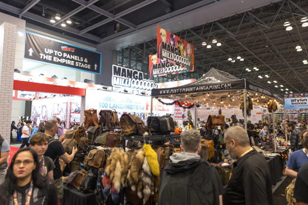 October 8, 2026, New York, New York, USA: People in costumes and makeup pose during New York Comic Con 2026 at the Javits Center in New York City, United States, on Thursday, October 8, 2026. New York USA - ZUMAc233 20261008_zsp_c233_008 Copyright: xVanessaxCarvalhox