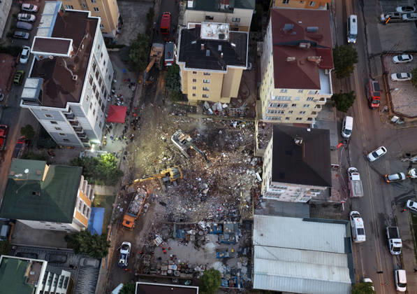Search and rescue efforts completed in partially collapsed building in Istanbul ISTANBUL, TURKIYE - OCTOBER 9: An aerial view of the area as search and rescue efforts are completed at the site of a seven-story building that partially collapsed in the Maltepe district of Istanbul, Turkiye, on October 09, 2026. Murat Sengul Anadolu Istanbul Turkey. Editorial use only. Please get in touch for any other usage.  Copyright: x2026xAnadoluxMuratxSengulx