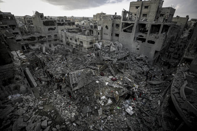 Israeli army continues its attacks on Gaza despite the ceasefire GAZA CITY, PALESTINE - OCTOBER 9: A general view of the destruction as Palestinian civilians and emergency responders search through the debris of damaged residential buildings following an Israeli military airstrike in the Sabra neighborhood, south of Gaza City, Palestine on October 9, 2026. Multiple dead and wounded, including women and children, were reported as rescue teams worked under severe resource shortages to extract survivors from beneath destroyed structures. Saeed M. M. T. Jaras Anadolu Gaza City Gaza. Editorial use only. Please get in touch for any other usage.  Copyright: x2026xAnadoluxSaeedxM.xM.xT.xJarasx