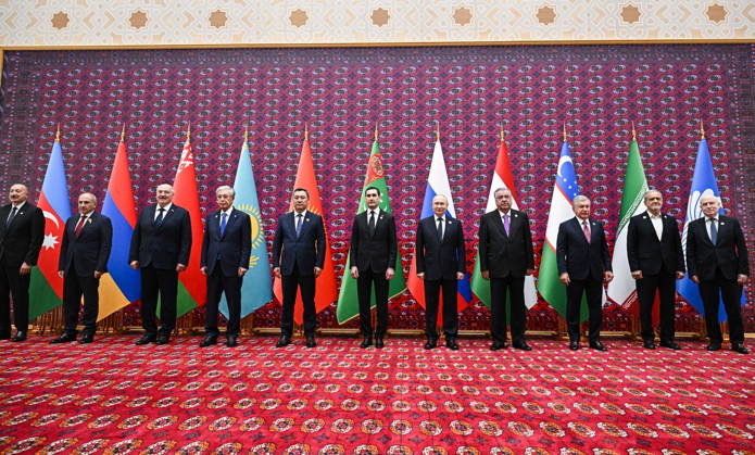 TURKMENISTAN, BALKAN PROVINCE - OCTOBER 9, 2026: Azerbaijan s President Ilham Aliyev, Armenia s Prime Minister Nikol Pashinyan, Belarus President Alexander Lukashenko, Kazakhstan s President Kassym-Jomart Tokayev, Kyrgyzstan s President Sadyr Japarov, Turkmenistan s President Serdar Berdimuhamedow, Russia s President Vladimir Putin, Tajikistan s President Emomali Rahmon, Uzbekistan s President Shavkat Mirziyoyev, Iran™s President Masoud Pezeshkian and CIS Secretary General Sergei Lebedev (L-R) pose during a photo op for participants of a meeting of the CIS Council of Heads of State in Turkmenbasy Turkmenistan - ZUMAt113 20261009_zaa_t113_028 Copyright: xSergeixBobylevx