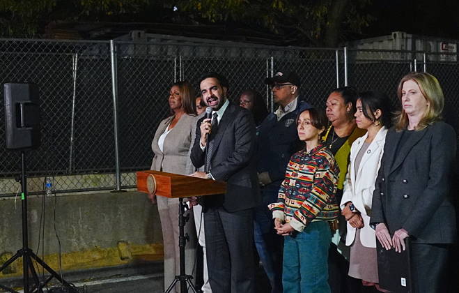 Mamdani holds a press conference after ICE shooting in New York City NEW YORK, UNITED STATES - OCTOBER 08: New York City Mayor Zohran Mamdani, along with Attorney General of New York, Letitia James, New York City Public Advocate Jumaane Williams, and NYPD Commissioner Jessica Tisch, hold a press conference in the Marble Hill neighborhood of the Bronx following an incident where an ICE agent shot and wounded a driver during an enforcement operation on October 8, 2026, in New York City, U.S. Selcuk Acar Anadolu New York United States. Editorial use only. Please get in touch for any other usage.  Copyright: x2026xAnadoluxSelcukxAcarx