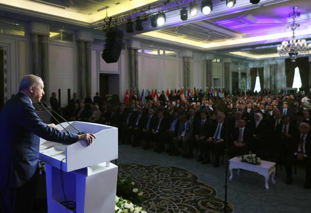 Turkish President Recep Tayyip Erdogan ISTANBUL, TURKIYE - OCTOBER 9:(----EDITORIAL USE ONLY - MANDATORY CREDIT - TURKISH PRESIDENCY MURAT KULA HANDOUT - NO MARKETING NO ADVERTISING CAMPAIGNS - DISTRIBUTED AS A SERVICE TO CLIENTS----) Turkish President Recep Tayyip Erdogan gives a speech during the International Justice Summit at Ciragan Palace in Istanbul, Turkiye on October 9, 2026. TUR Presidency Murat Kula Handout Anadolu Istanbul Turkey. Editorial use only. Please get in touch for any other usage.  Copyright: x2026xAnadoluxTURxPresidencyx xMuratxKulax xHandoutx
