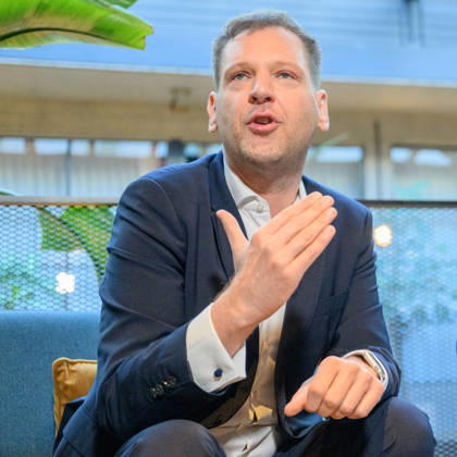 photonews.at - Wien, 09.10.2026. Pressegespräch mit den neuen geschäftsführenden SPÖ-Parteivorsitzenden. PHOTO: geschäftsführender Vorsitzender der SPÖ Philip Kucher Press briefing with the new interim SPÖ party leaders. Innenpolitik,Innenpolitik, SPÖ, Sozialdemokratie PG mit den geschäftsführenden SPÖ-Parteivorsitzenden
