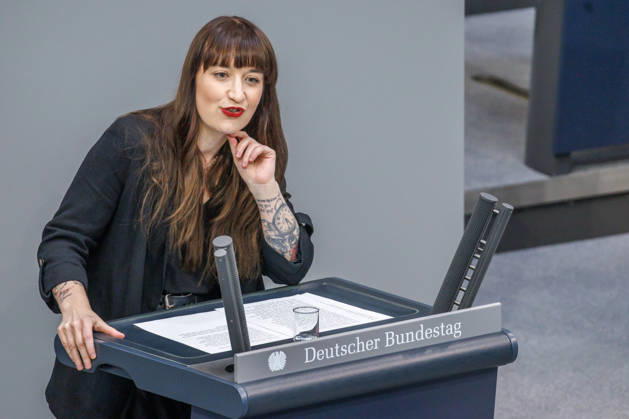Bundestag Heidi Reichinnek (Die Linke) im Deutschen Bundestag am 09.10.26 in Berlin. Berlin Berlin Deutschland Bundestag