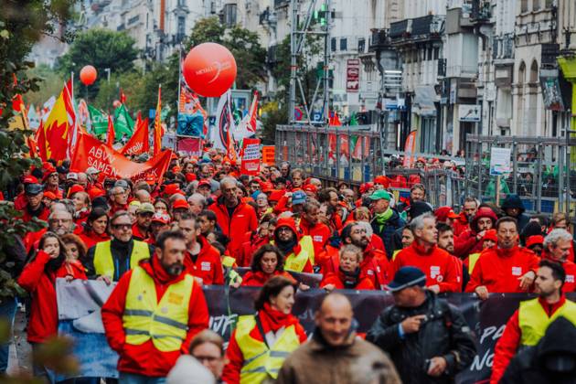 Protesters pictured during a national manifestation against the Federal Government s budgetary measures, under the Keep your hands out of our pockets! (Blijf uit onze zakken! - Pas dans nos poches) moniker, organised by the trade unions on Friday 9 October 2026 in Brussels.  EMILExWINDAL 189235825