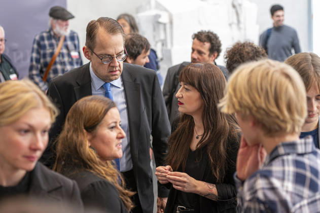 Sören Pellmann + Heidi Reichinnek -Sozialratschlag EUR, Deutschland, Berlin, 09.10.2026: (l-r) Janine Wissler , Sören Pellmann und Heidi Reichinnek im Gespräch.. Auftakt zum Sozialratschlag - Die Fraktion Die Linke im Bundestag veranstaltet eine Konferenz für soziale Sicherheit und gesamtgesellschaftliche Solidarität, mit Teilnehmern als Politik und Gesellschaft.