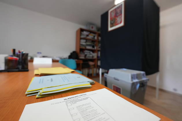 The two-day elections to municipal assemblies started in the Czech Republic together with the first round of the elections to one-third of the Senate, on October 9, 2026. On the photo is seen ballots in Vysoka Lhota, Pelhrimov District, Czech Republic. (CTKxPhoto JaroslavxSvoboda) CTKPhotoP2026100904591  CTKPhotoP2026100904591