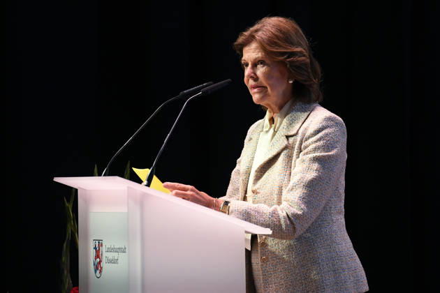 Feierliche Einweihung des neuen Schulgebäudes des Luisen-Gymnasiums am 09.10.2026 in Düsseldorf Ihre Majestät Königin Silvia von Schweden
