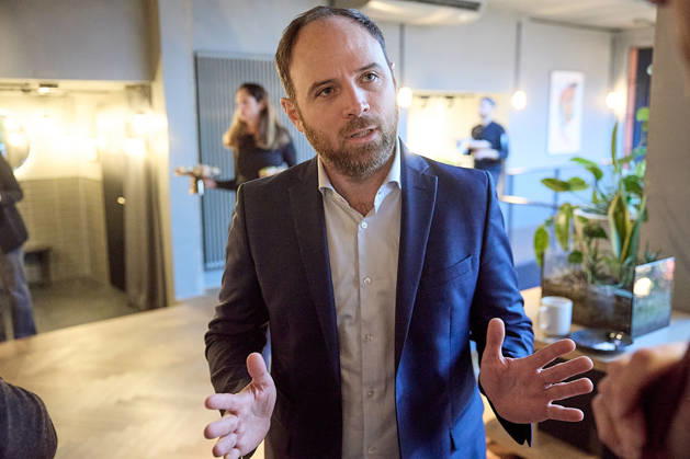- Wien 09.10.2026 - Nach den gestrigen Entscheidungen um die interimistische Parteiführung der Bundes-SPÖ gab es heute im Hotel Gilbert eine Pressekonferenz der neuen geschäftführenden Dopplspitze der SPÖ die bis Anfang 2027 die Geschäfte leiten wird bis ein neuer SPÖ Bundesparteivorstand gewählt wird. PHOTO: SPÖ-Bundesgeschäftsführer Klaus Seltenheim. Vienna (AUSTRIA) - Following yesterday’s decisions regarding the interim leadership of the federal SPÖ, a press conference was held today at the Hotel Gilbert by the SPÖ’s new co-leadership team, which will manage the party’s affairs until early 2027, when a new federal executive committee of the SPÖ is elected. SPÖ,SPO,SPOE, Parteichefs, Spitze, Parteivorsitz, Parteiführung, Vorsitz, S