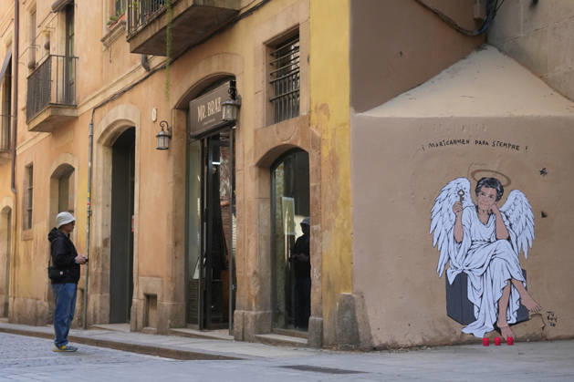News Bilder des Tages Maricarmen Forever, the new work by street artist TVBoy in Barcelona The work Maricarmen Forever by street artist TVBoy, as of October 9, 2026, in Barcelona, Catalonia, Spain. Street artist TVBoy has depicted Maricarmen with angel wings and a key in her hand, paying tribute to the elderly woman who was evicted from her apartment a few weeks ago following her death, with the phrase Maricarmen Forever OCTOBER 9, 2026 Barcelona Catalonia Barcelona Catalonia Spain  Copyright: xDavidxZorrakinox 7831543
