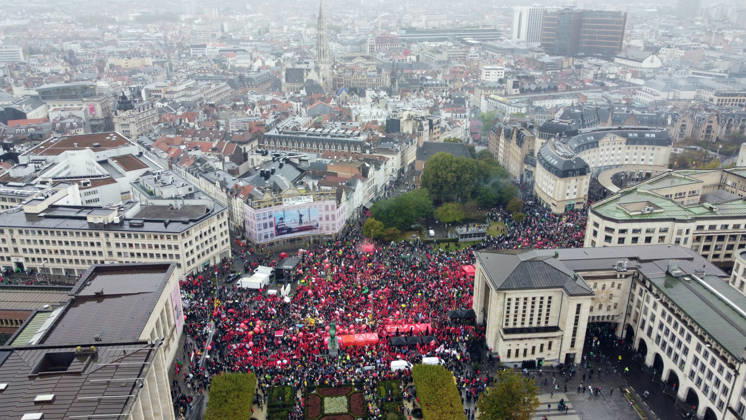 Strike in Belgium disrupts transport BRUSSELS, BELGIUM - OCTOBER 9: Demonstrators carrying trade union flags gather in a central square in Brussels, Belgium on October 9, 2026, during a nationwide strike protesting proposed federal austerity measures and public spending cuts. Organized by major trade union confederations ABVV-FGTB and ACV-CSC, the mass rally coincided with severe transportation disruptions across the country, including approximately 140 flight cancellations at Brussels Airport. Dursun Aydemir Anadolu Brussels Belgium. Editorial use only. Please get in touch for any other usage.  Copyright: x2026xAnadoluxDursunxAydemirx