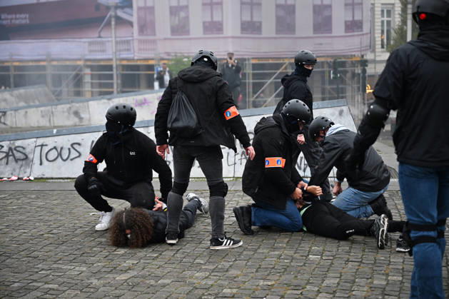 Clashes erupt between police and protesters during anti-government demonstrations in Brussels BRUSSELS, BELGIUM - OCTOBER 09: Clashes break out between police and some protesters during demonstrations against the federal government s economic and social policies in Brussels, Belgium, on October 09, 2026. Dursun Aydemir Anadolu Brussels Hoofdstedelijk Gewest Belçika. Editorial use only. Please get in touch for any other usage.  Copyright: x2026xAnadoluxDursunxAydemirx