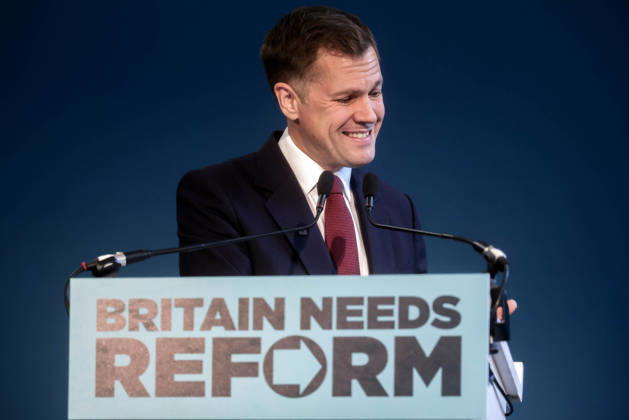 Image Licensed to Parsons Media. 09 10 2026. London, United Kingdom. Reform UK press conference with Robert Jenrick. Robert Jenrick hosts Reform UK press conference in Westminster.  Copyright: xMartynxWheatleyx xParsonsxMediax PAR-9239-0026