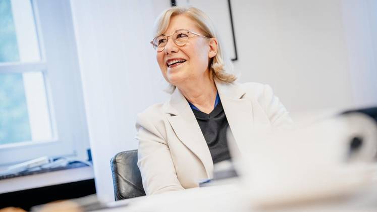 Krupp-Stiftungschefin Ursula Gather im Interview. Lange Zeit hat sich Ursula Gather, die Chefin der Krupp-Stiftung, nicht mehr zum Konzern Thyssenkrupp geäußert. Jetzt spricht sie im exklusiven Interview. Am 09.10.2026 in Essen ** NUR FÜR REDAKTIONELLE ZWECKE ** EDITORIAL USE ONLY **<p>Krupp-Stiftungschefin Ursula Gather im Interview. Lange Zeit hat sich Ursula Gather, die Chefin der Krupp-Stiftung, nicht mehr zum Konzern Thyssenkrupp geäußert. Jetzt spricht sie im exklusiven Interview. Am 09.10.2026 in Essen Copyright: ChristophxJendral