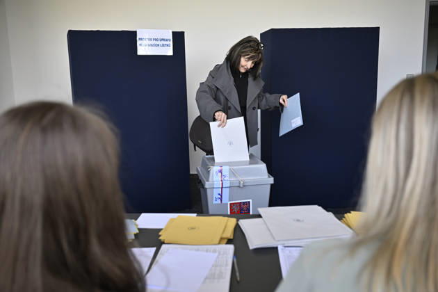 The two-day elections to municipal assemblies started in the Czech Republic together with the first round of the elections to one-third of the Senate, on October 9, 2026. On the photo polling place in Zlin. (CTKxPhoto DaliborxGluck) CTKPhotoP2026100905782  CTKPhotoP2026100905782