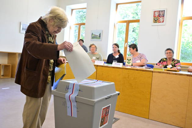 The two-day elections to municipal assemblies started in the Czech Republic together with the first round of the elections to one-third of the Senate, on October 9, 2026. On the photo polling place in Velatice, South Moravian Region. (CTKxPhoto VaclavxSalek) CTKPhotoP2026100905689  CTKPhotoP2026100905689