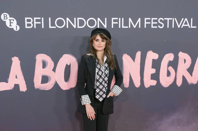 La Bola Negra Film Premiere Penelope Cruz attends the La Bola Negra BFI London Film Festival premiere, at The Royal Festival Hall, BFI Southbank, London. 8th October 2026.  Copyright: xAndrewxSimsx NINTCHDBPICT001114440933