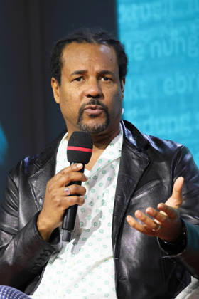 09.10.2026, Frankfurt am Main, DEU, Frankfurter Buchmesse. Colson Whitehead, Autor des Buches Cool Machine im Gespraech auf der ARD Buehne