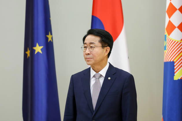 Croatian President Milanovic hosts South Korean parliament speaker Croatian President Zoran Milanovic hosted Cho Jeong-sik, Speaker of the National Assembly of the Republic of Korea, in Zagreb, Croatia on October 9, 2026.  MatijaxHabljak PIXSELL