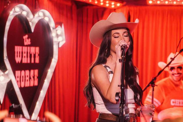 October 9, 2026: Austin, Texas. Kacey Musgraves performed a surprise show at the White Horse after her concert. - ZUMAda1_ 20261009_zap_da1_022 Copyright: xSandraxDahdahx