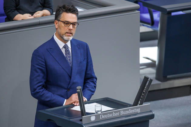 Bundestag Robin Wagener (B90 Gruene) im Deutschen Bundestag am 09.10.26 in Berlin. Berlin Berlin Deutschland Bundestag