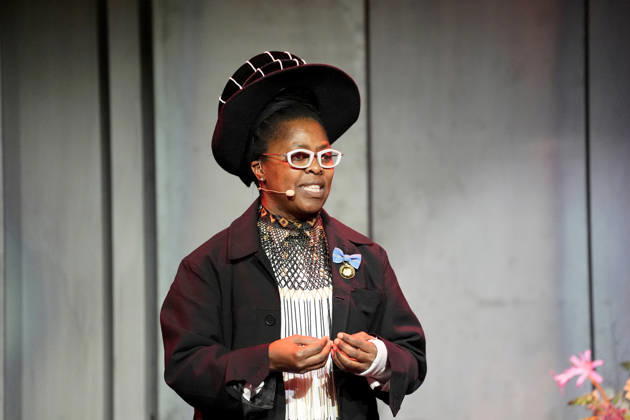 GOTHENBURG, SWEDEN, October 9, 2026 Zanele Muholi from South Africa receives the Hasselblad Award, an international photography prize, at a ceremony at World of Volvo in Gothenburg, Sweden x9200x  Copyright: xBjörnxLarssonxRosvall TTx HASSELBLADSPRISET 2026 iapQxQOSeyg