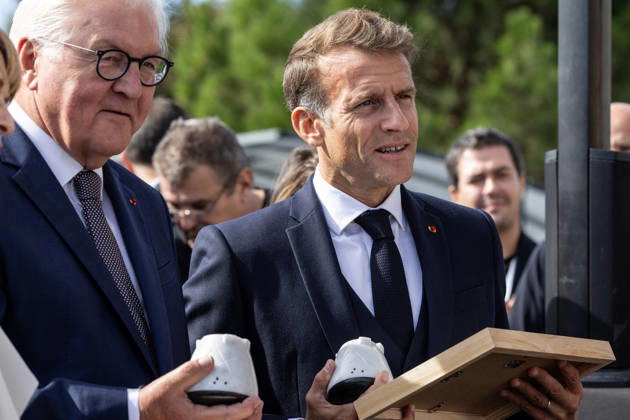 Emmanuel Macron And Frank-Walter Steinmeier Visit in Gironde French President Emmanuel Macron and German President Frank-Walter Steinmeier visit The Exploration Company, a Franco-German space company in Gironde in Le Haillan, France, on October 9, 2026. Photo by Margot Le Gonidec ABACAPRESS.COM Le Haillan France  Copyright: xLexGonidecxMargot ABACAx
