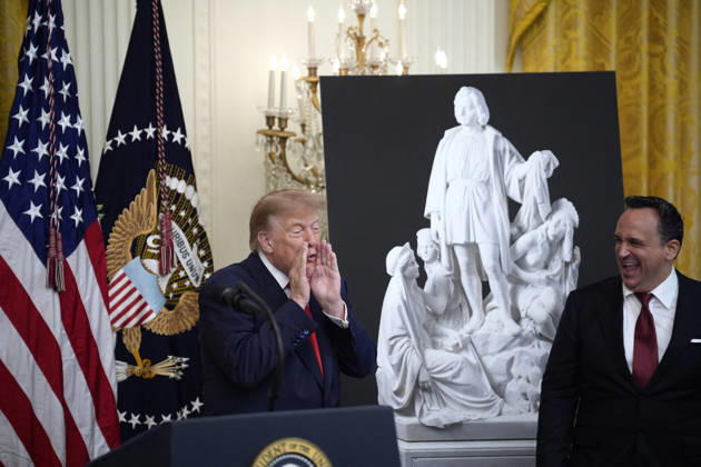 Donald Trump on Columbus Day celebration - Washington US President Donald Trump hosts a Columbus Day celebration in the East Room in Washington on October 9, 2026. Photo by Yuri Gripas ABACAPRESS.COM Washington DC United States Copyright: xGripasxYuri ABACAx
